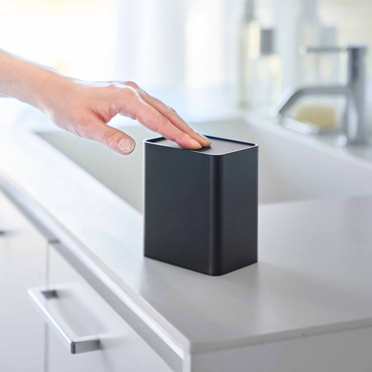 Push-Top Cotton Swab Canister