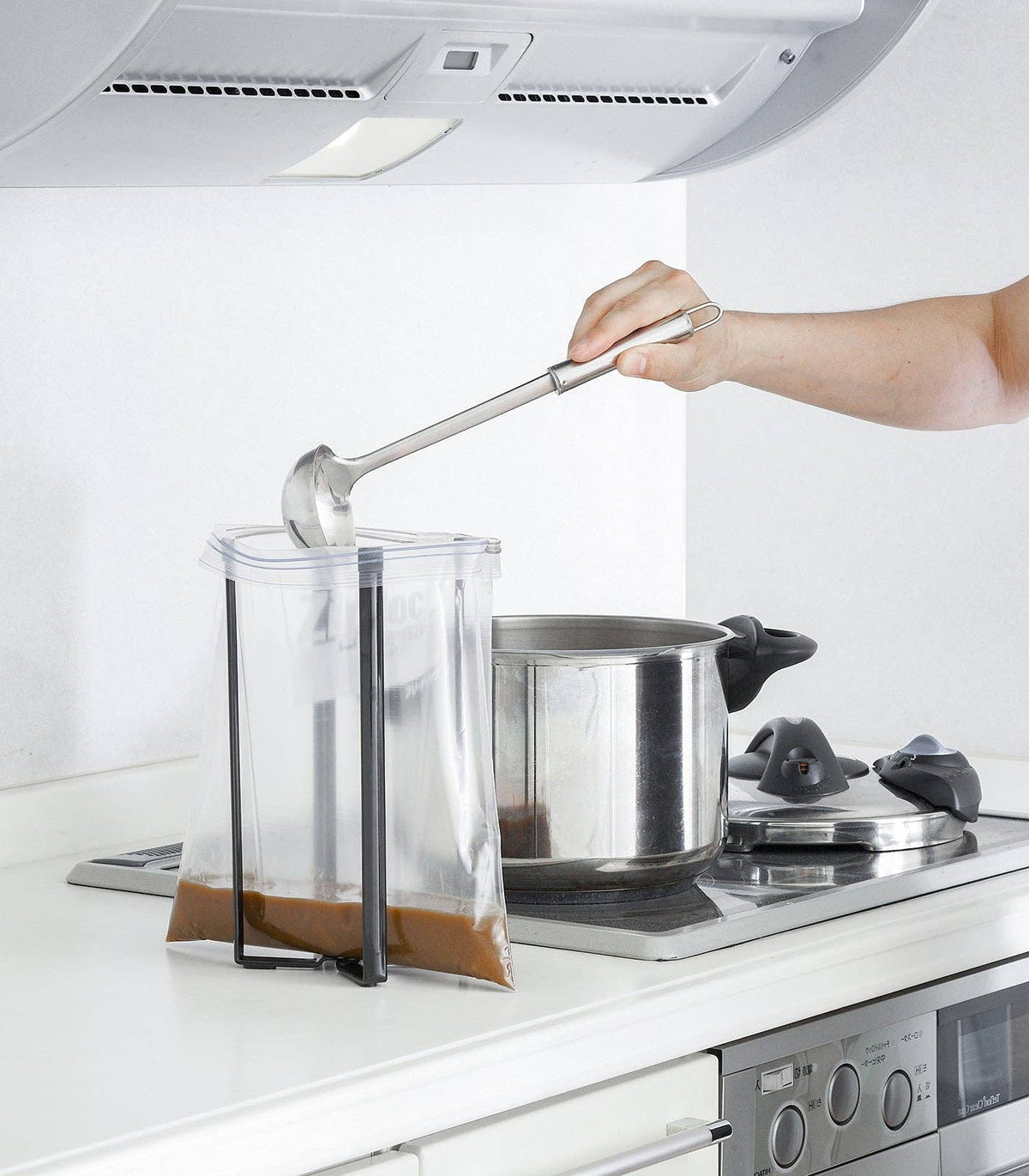 Minimalist Collapsible Bottle & Glass Drying Rack