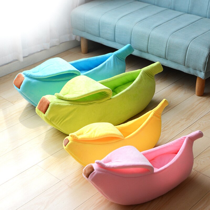 Cozy Peel-Back Banana Pet Bed