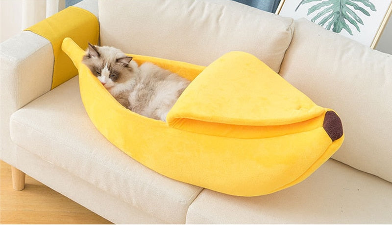 Cozy Peel-Back Banana Pet Bed