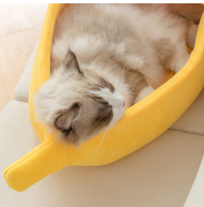 Cozy Peel-Back Banana Pet Bed