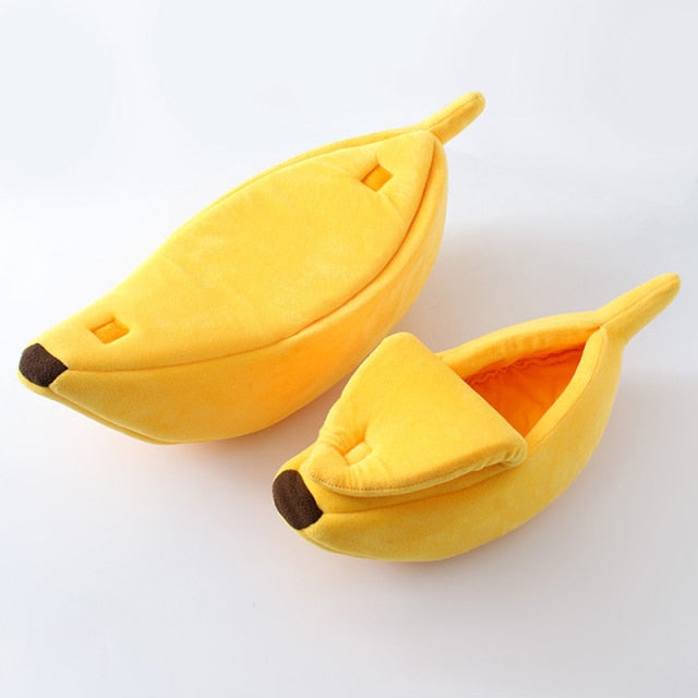 Cozy Peel-Back Banana Pet Bed