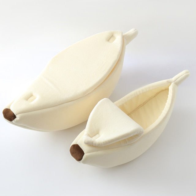 Cozy Peel-Back Banana Pet Bed